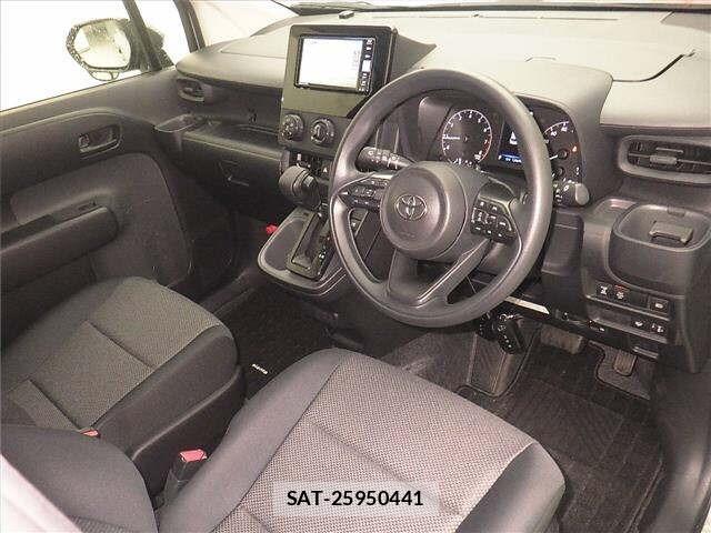 Toyota SIENTA 2023 8672325-3
