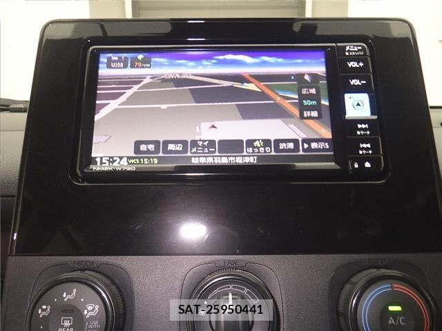 Toyota SIENTA 2023 8672325-6
