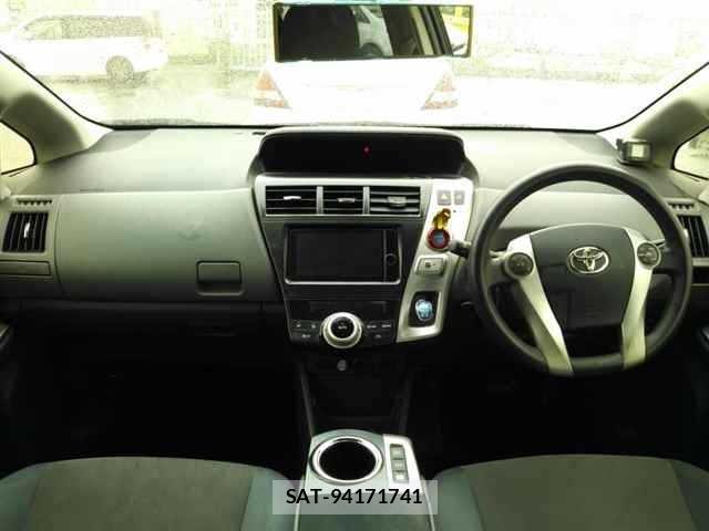 Toyota PRIUS 2012 8680680-8