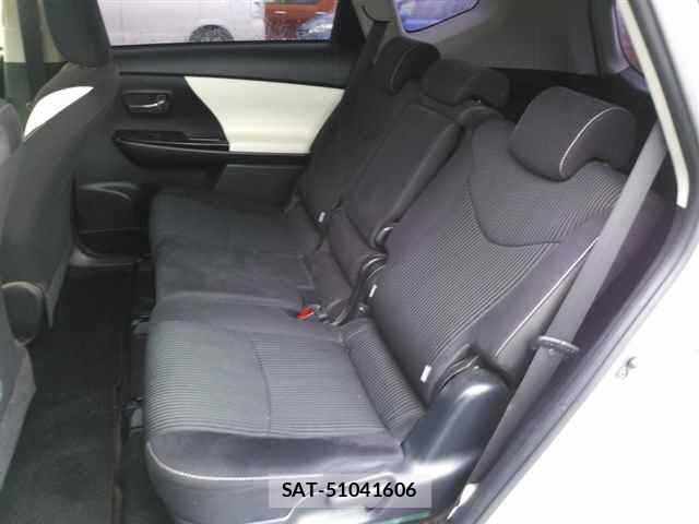 Toyota PRIUS 2018 8680687-9