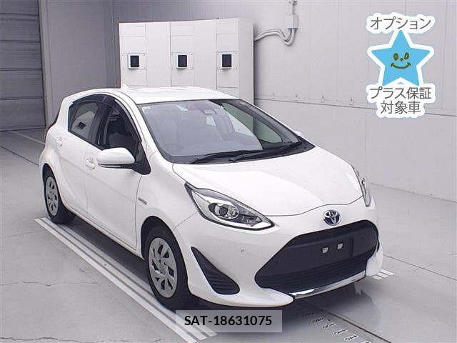 Toyota AQUA 2019 8949755-0