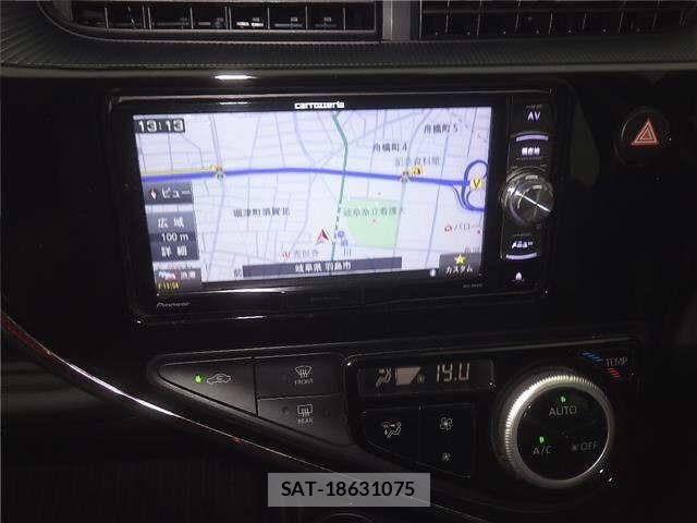 Toyota AQUA 2019 8949755-6