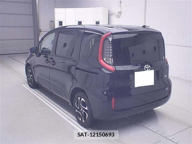 Toyota SIENTA 2023 8672328-1