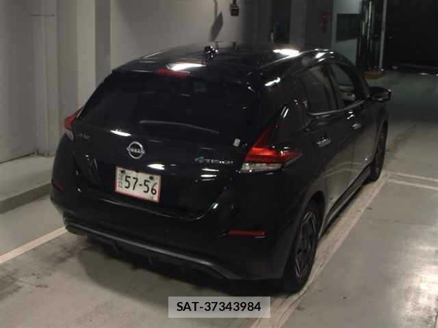 Nissan LEAF 2022 8675797-5