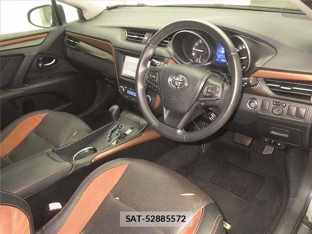 Toyota AVENSIS WAGON 2016 8949013-3