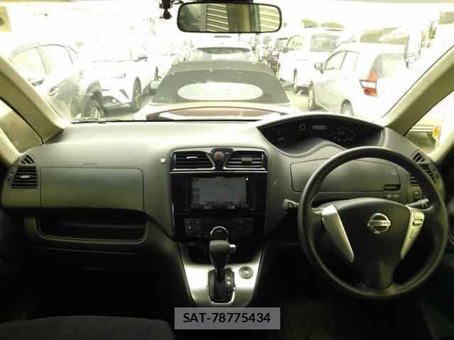 Nissan SERENA 2016 8773185-8