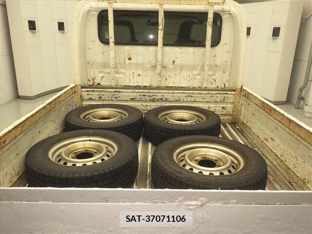 Toyota TOYOACE 2010 8954130-7
