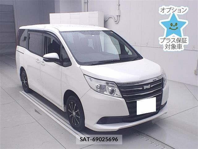 Toyota NOAH 2016 8722685-0