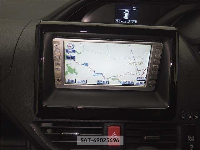Toyota NOAH 2016 8722685-6
