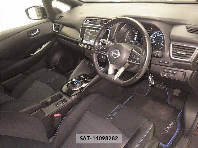 Nissan LEAF 2022 8675773-3