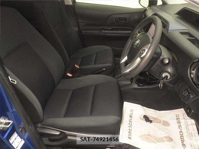 Toyota AQUA 2016 8949768-5