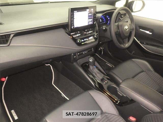Toyota COROLLA TOURING 2021 8717221-4