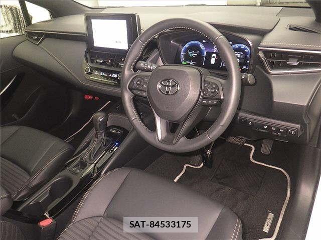 Toyota COROLLA TOURING 2024 8851653-3