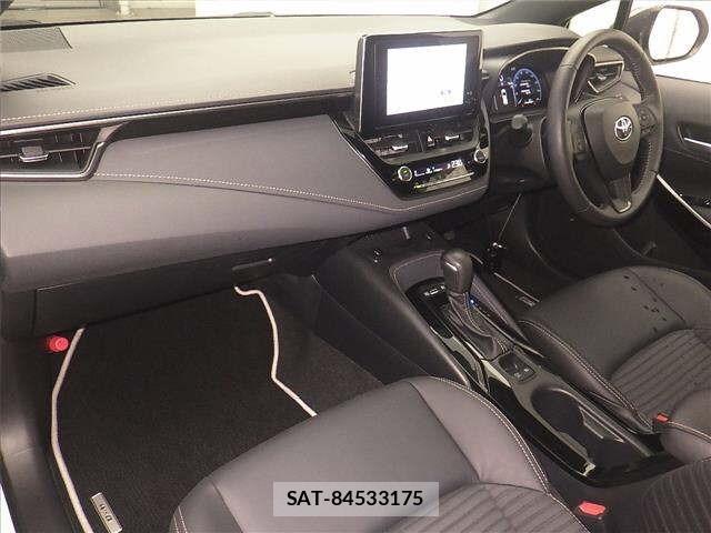 Toyota COROLLA TOURING 2024 8851653-4