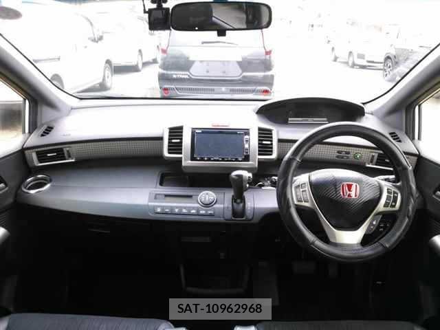 Honda FREED 2012 8863374-8