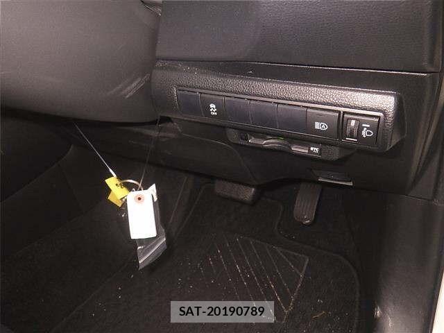 Toyota COROLLA TOURING 2021 8677366-8