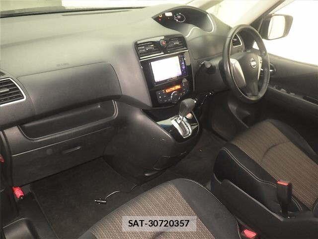 Nissan SERENA 2014 8717188-4