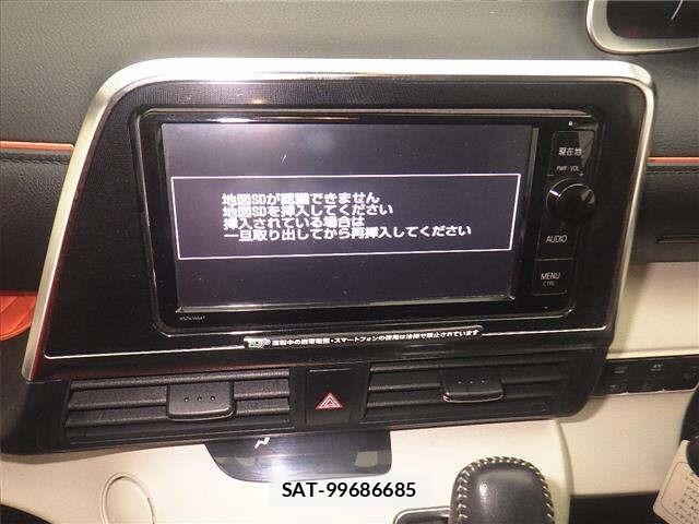 Toyota SIENTA 2015 8764334-6