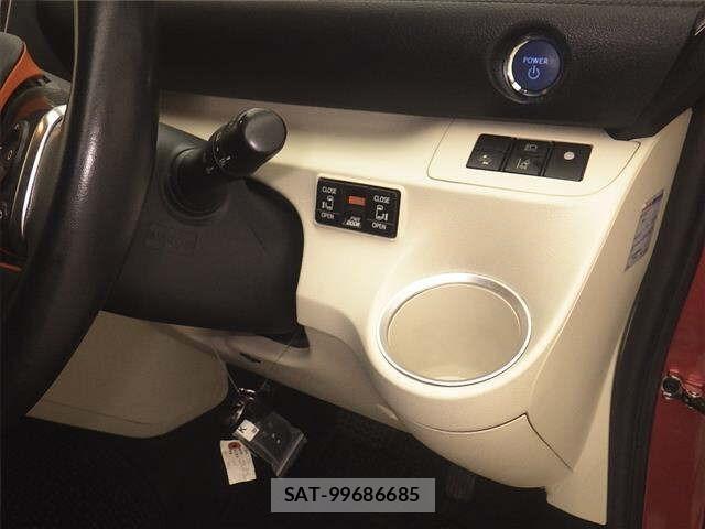 Toyota SIENTA 2015 8764334-8