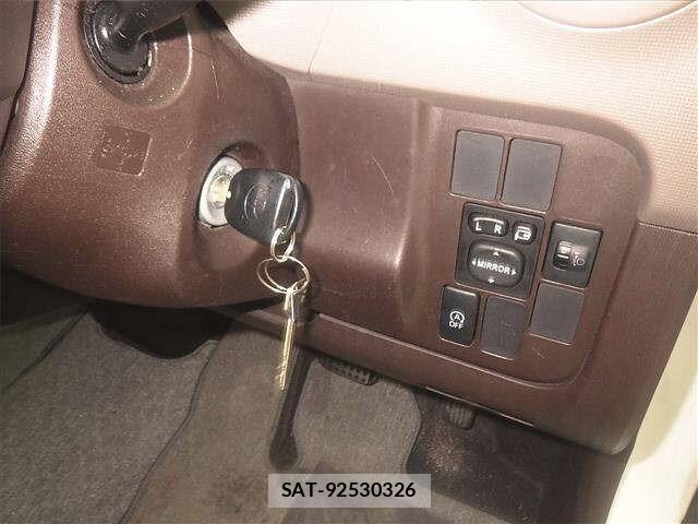 Toyota PASSO 2015 8722700-8