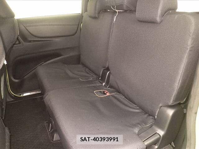 Toyota SIENTA 2015 8764335-7
