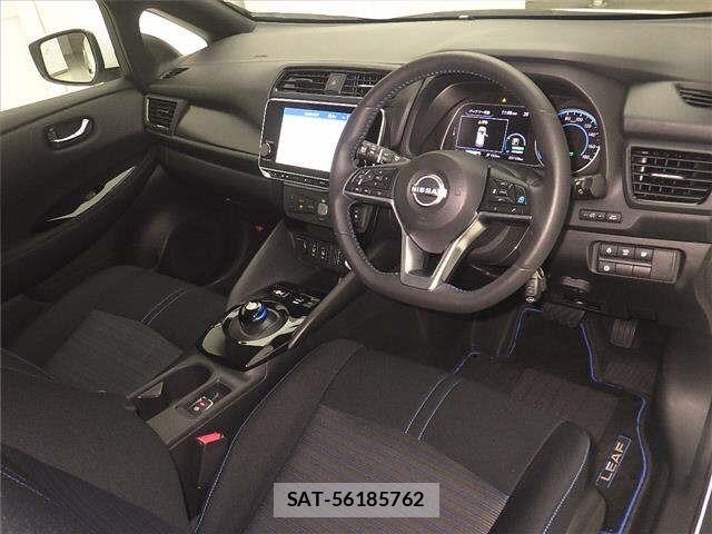 Nissan LEAF 2023 8675777-3