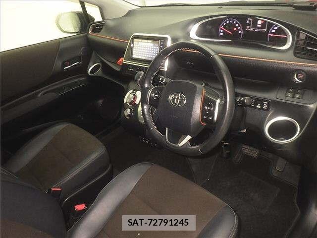 Toyota SIENTA 2018 8764336-3