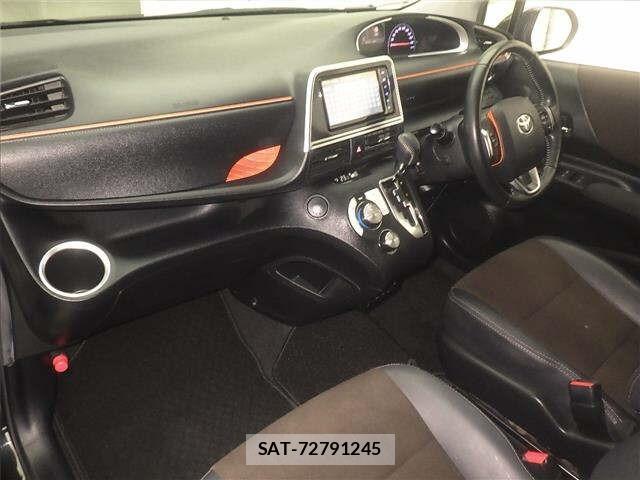 Toyota SIENTA 2018 8764336-4