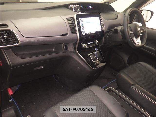 Nissan SERENA 2019 8717189-4