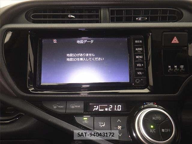 Toyota AQUA 2016 8949770-6