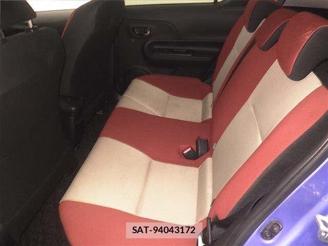 Toyota AQUA 2016 8949770-7