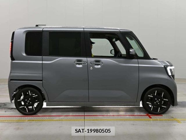 Nissan ROOX 2026 8862919-3