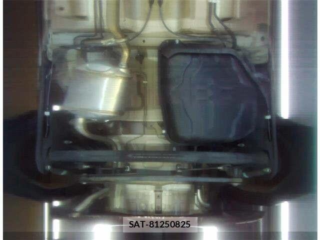 Suzuki LAPIN 2012 8851880-11
