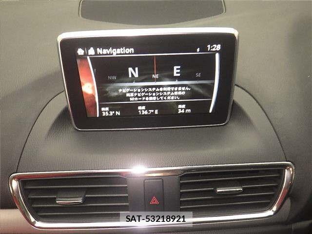 Mazda AXELA 2013 8851689-6