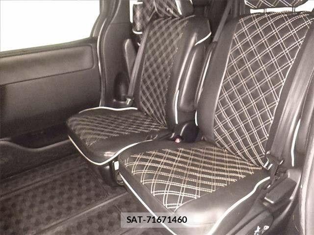 Toyota NOAH 2017 8722687-7