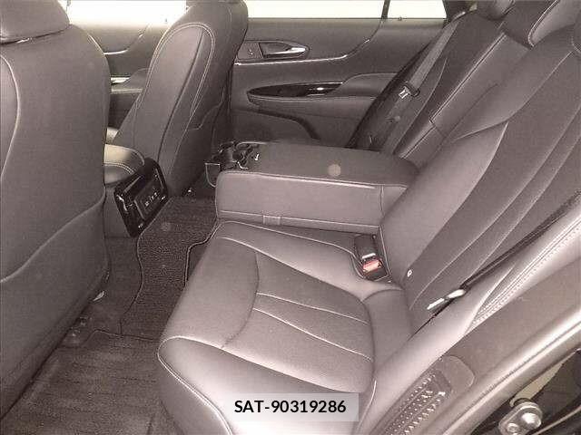 Toyota Mirai 2021 8739589-7
