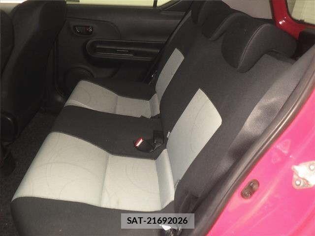 Toyota AQUA 2014 8949791-7