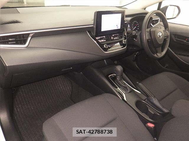 Toyota COROLLA TOURING 2024 8717223-4