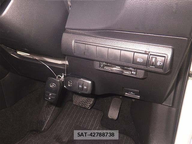 Toyota COROLLA TOURING 2024 8717223-8