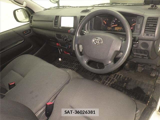 Toyota HIACE VAN 2014 8759861-3