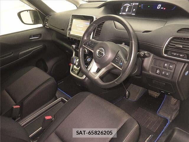 Nissan SERENA 2019 8672836-3