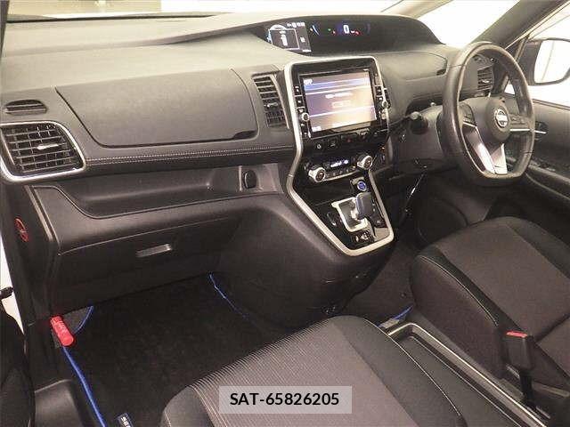 Nissan SERENA 2019 8672836-4
