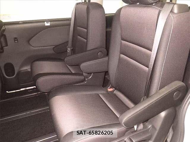 Nissan SERENA 2019 8672836-7