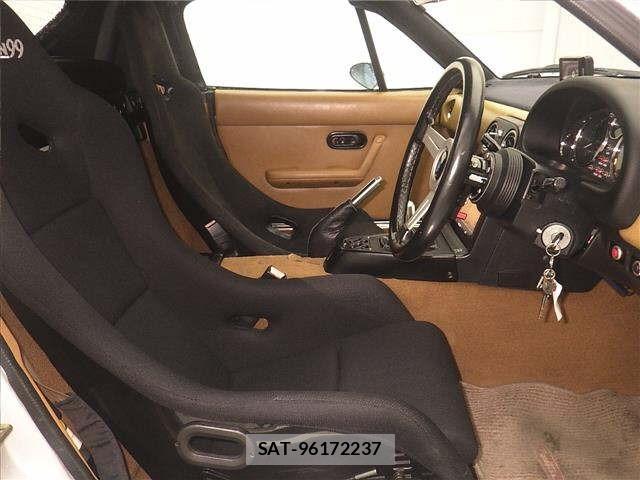 Mazda ROADSTER 1991 8761848-5