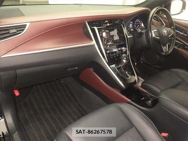 Toyota HARRIER 2017 8680394-4