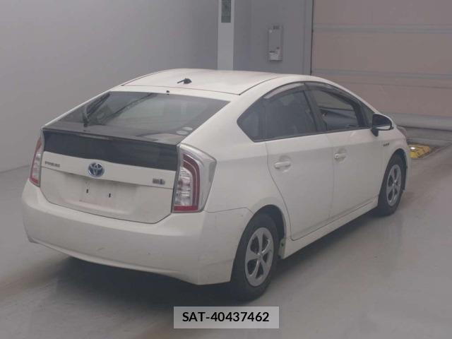 Toyota PRIUS 2015 8911362-1