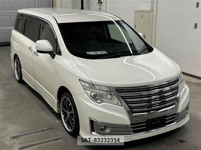 Nissan ELGRAND 2014 8908934-0