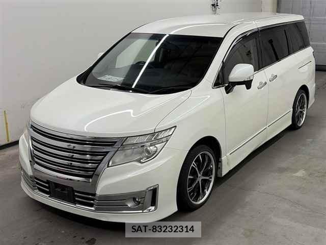 Nissan ELGRAND 2014 8908934-4