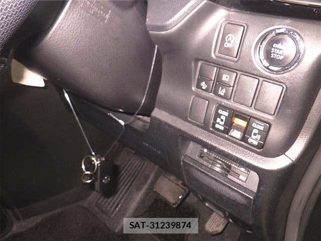 Toyota ESQUIRE 2016 8716806-8