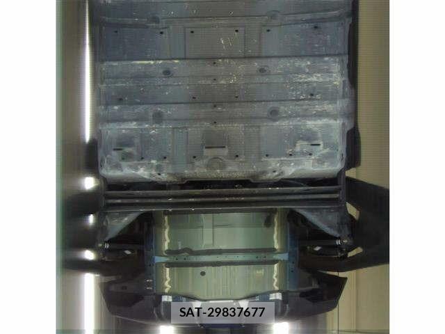 Nissan LEAF 2021 8748246-11